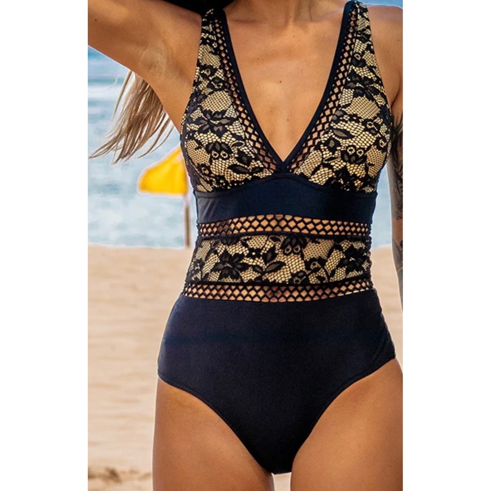 BeachSissi‎ Black Lace Lattice One Piece Swimsuit V-Neck Crochet Cutout Medium